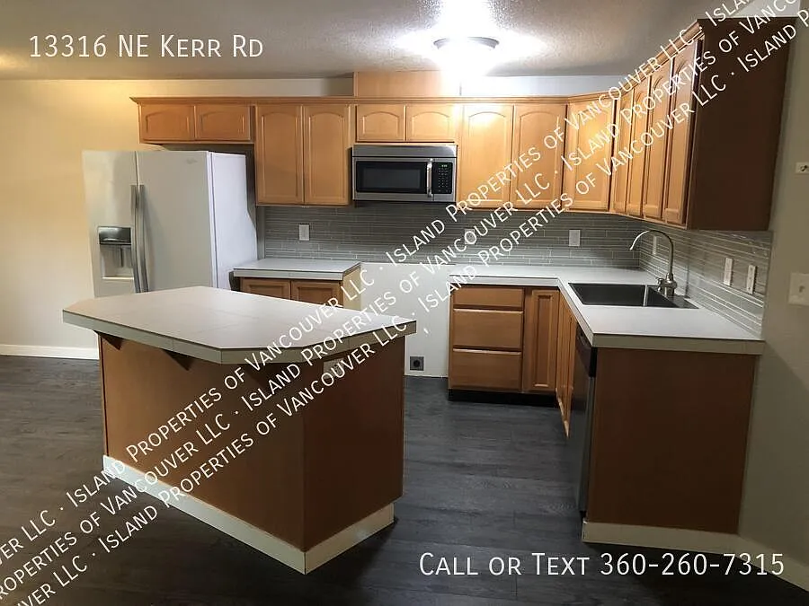 3 bed, 1339 sqft, $2,000 — Photo 2