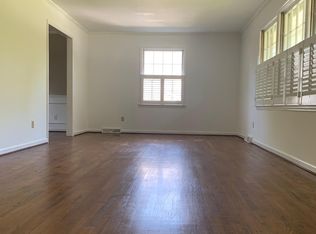 920 Indian Trail Dr, Raleigh, NC 27609