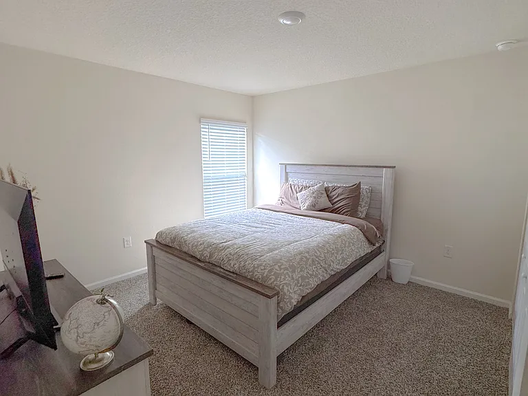 142 Ashwood Circle St — Photo 10