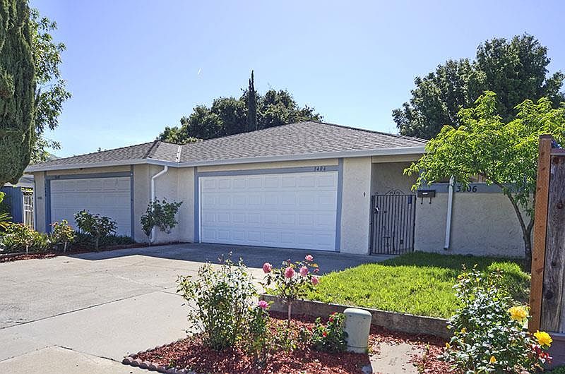 1st image of 3406 Youngs Cir