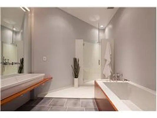 Rented by Douglas Elliman | media 2