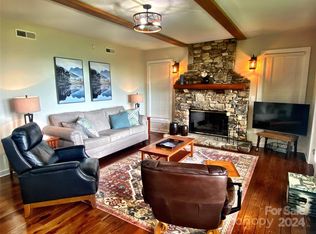 250 Creekside Way #C-201, Burnsville, NC 28714