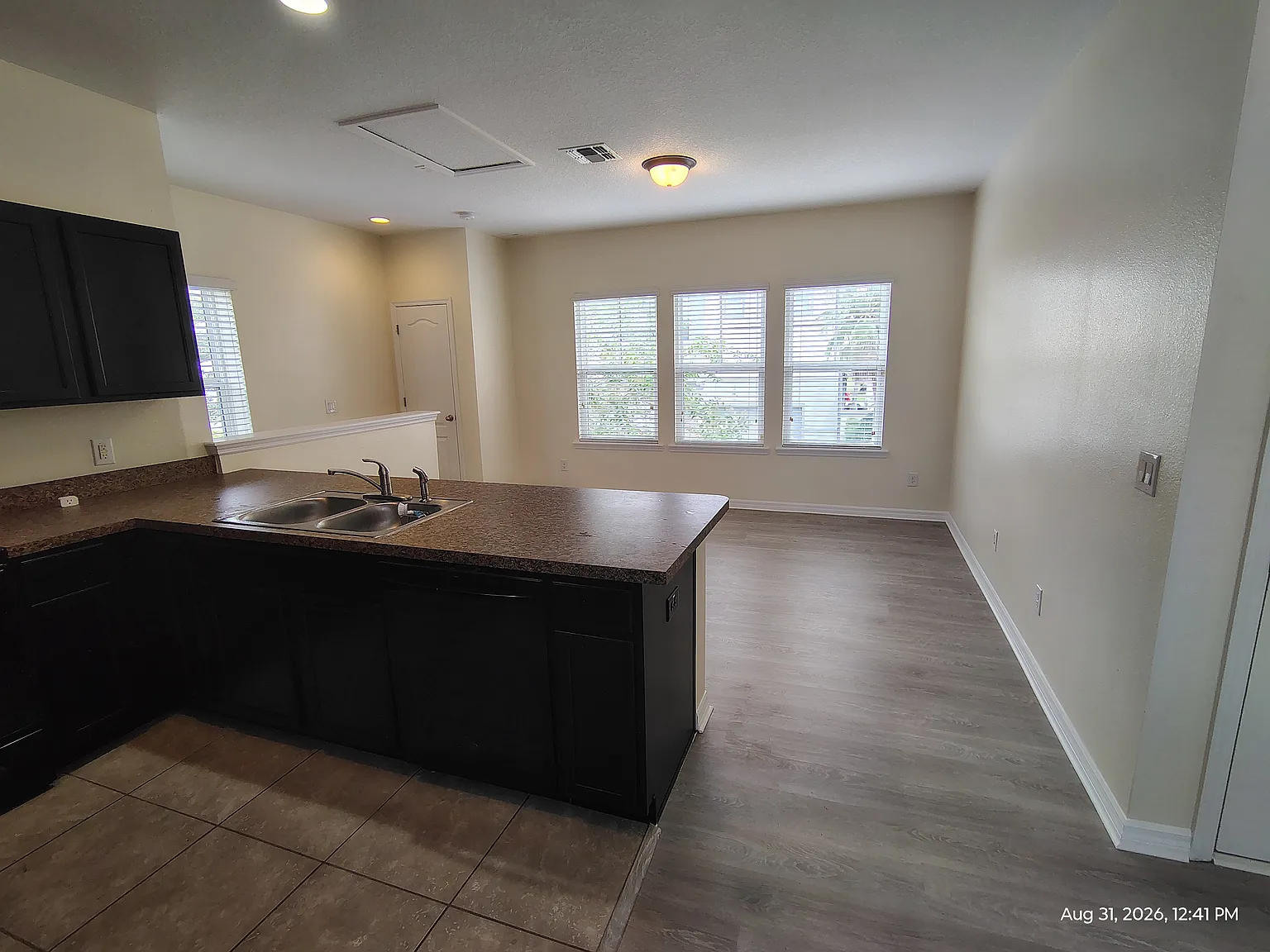 1 bed, 775 sqft, $1,725 — Photo 2