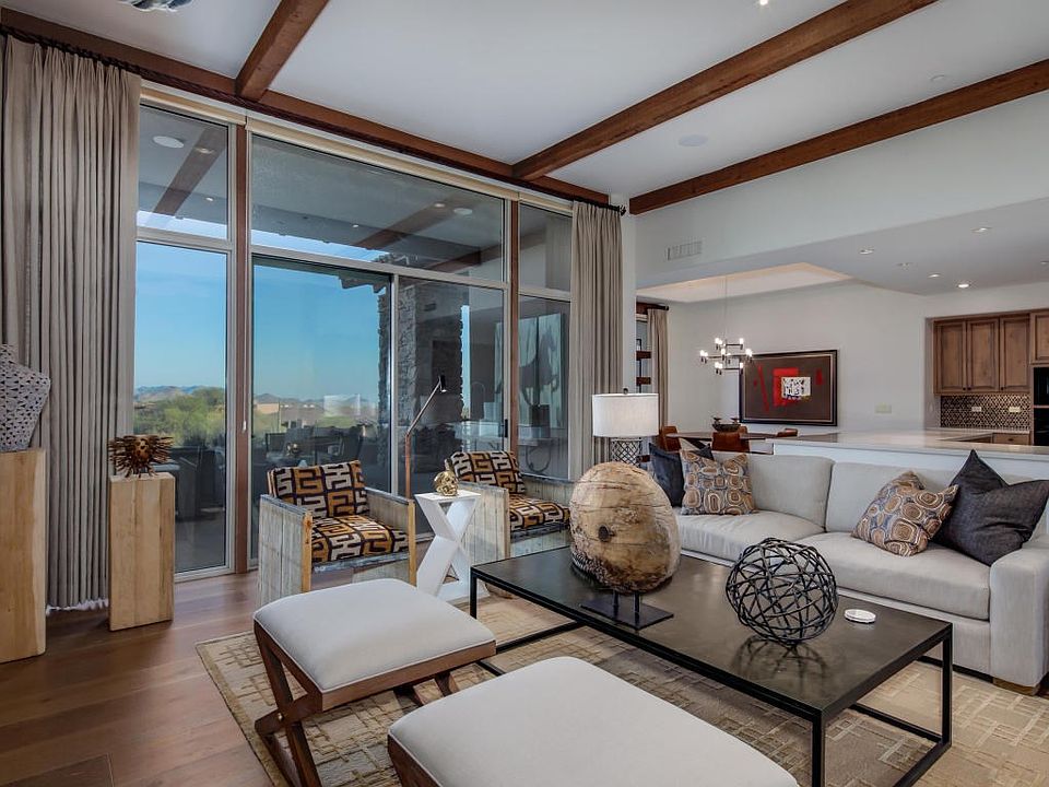 011_Living Room Views