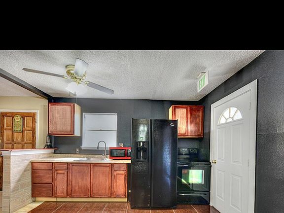 3rd image of 4943 Brockman St