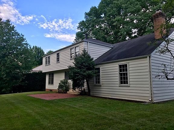 3rd image of 1407 Fallsmead Way