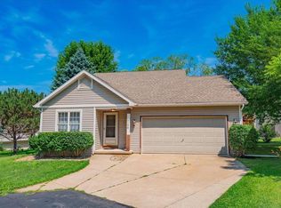 5158 Ridge Oak Dr, Madison, WI 53704