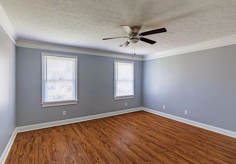 330 Monty Dr — Photo 22