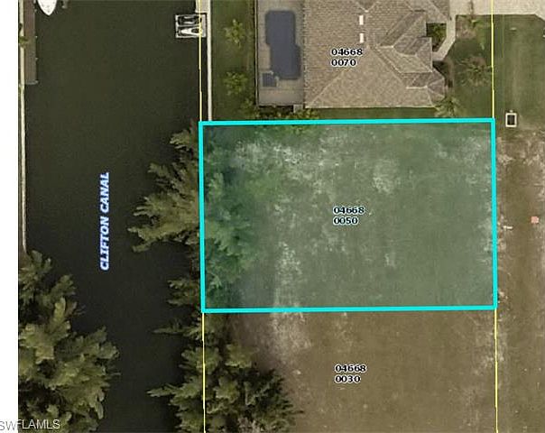2nd image of 4334 SW 19th Pl