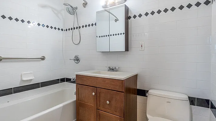 Rented by Century Homes Realty Group LLC | media 4