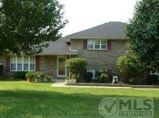 1017 Baxter St, Neosho, MO 64850