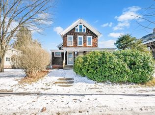 185 Davis St, Greenfield, MA 01301