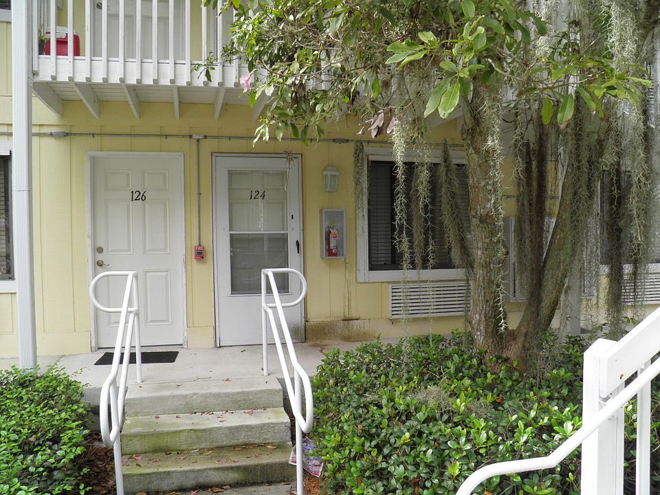 1st image of 3508 Plantation Way Unit 124