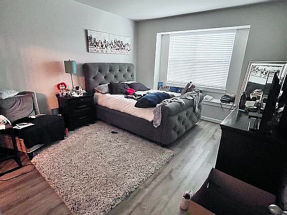 4th image of 601A Knopper St