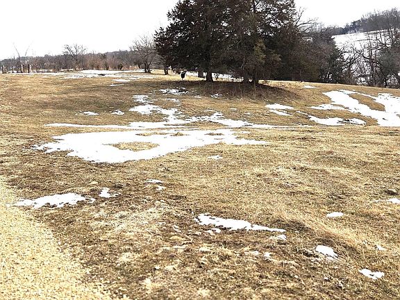4th image of County Rd W
