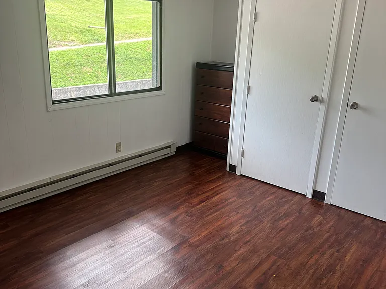 303 Glen Ave #8 — Photo 3