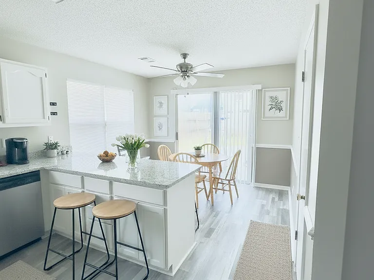1771 Guildford Ct — Photo 19