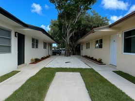 4060 SW 58th Ter, Fort Lauderdale, FL