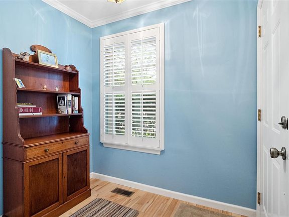 5th image of 5368 Somerworth Ln