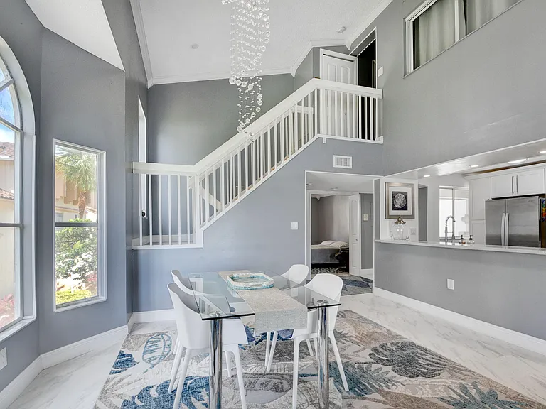 9204 Glenmoor Dr — Photo 11
