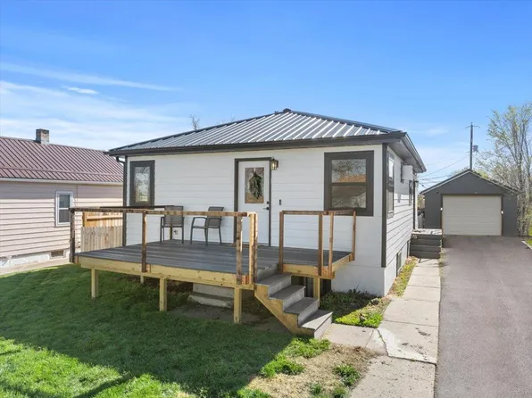 1109 12th Ave, Belle Fourche, SD 57717