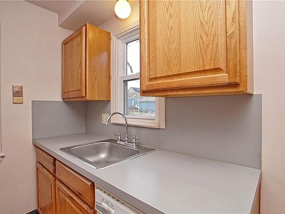 5th image of 4364 Norma Dr