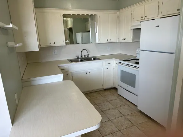 1005 Faye Ave #3, Pocola, OK 74902