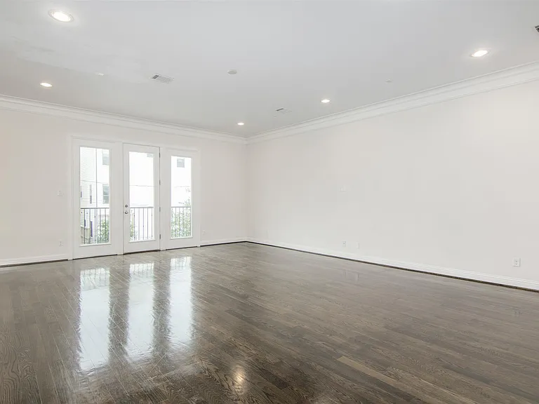 1508 Johnson St — Photo 11
