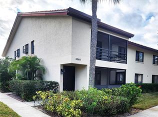 5668 Gardens Dr #201, Sarasota, FL 34243