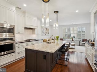 235 W Wayne Ave, Wayne, PA 19087