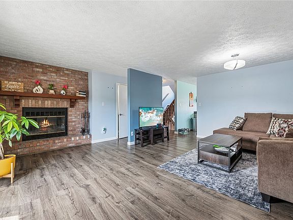 5th image of 5131 Daube Dr