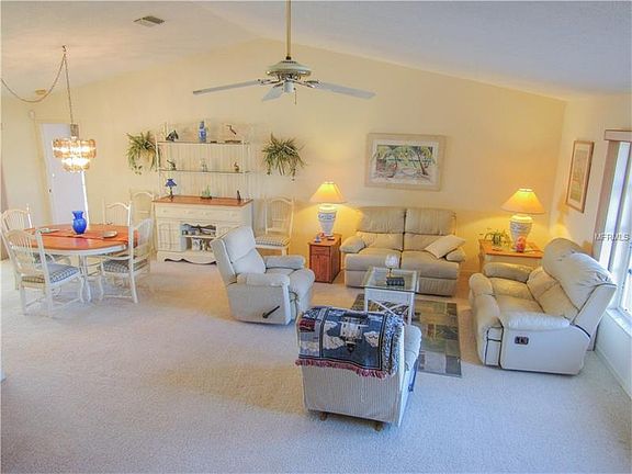 3rd image of 411 Medici Ct