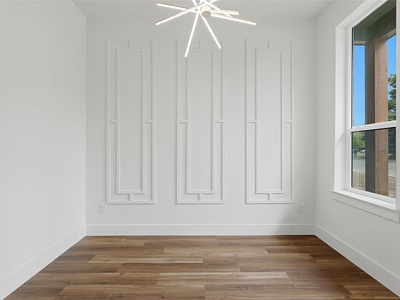 4th image of 6200 Carlton Garrett St