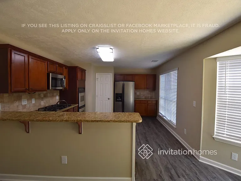 4939 September Ct NW — Photo 4