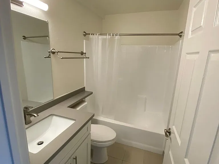 1250 N. June St. Los Angeles CA 90038 — Photo 9