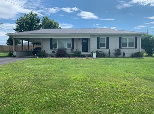 517 Oakland St, Burkesville, KY 42717