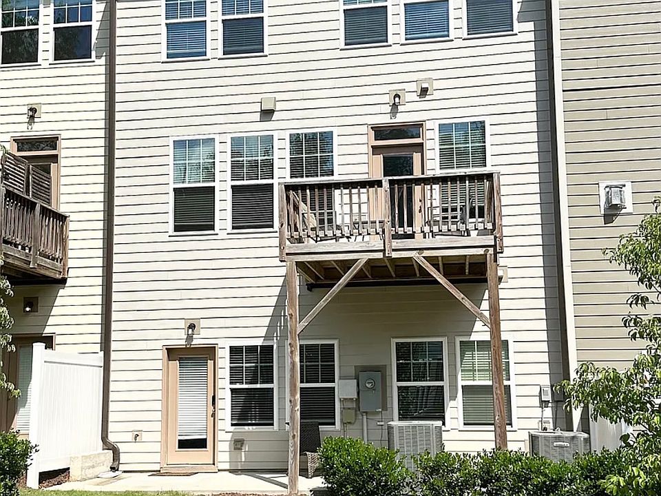 1st image of 304 Fenella Dr #B
