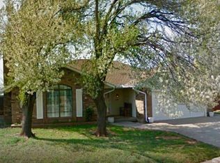 744 Heather Ter, Yukon, OK 73099
