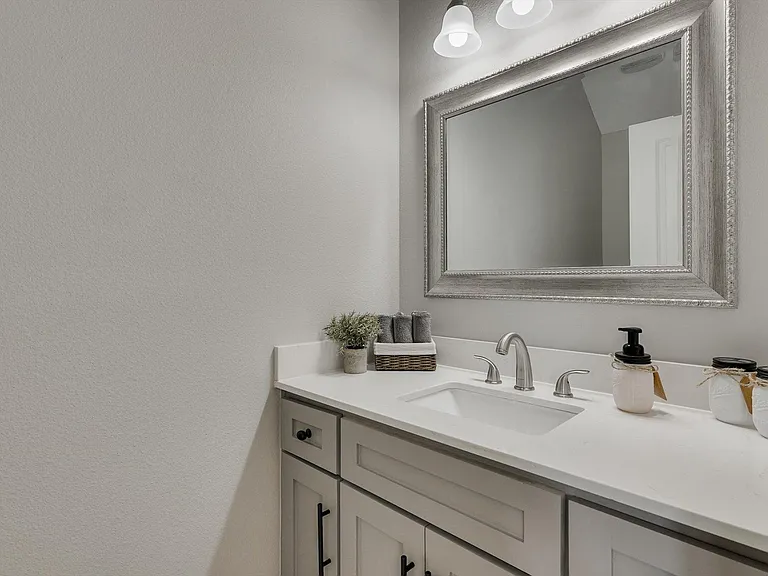 4713 Highgate Ln — Photo 30