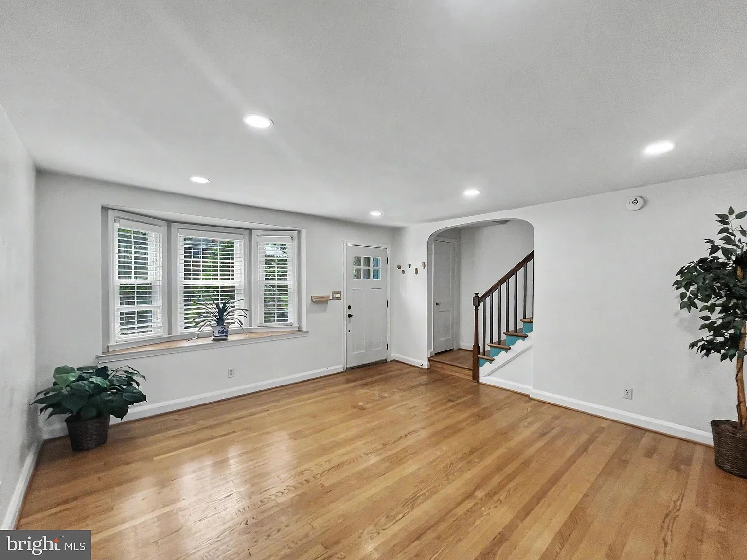 3 bed, 1666 sqft, $2,950 — Photo 3