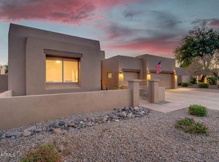 6377 W Hill Ln, Glendale, AZ 85310