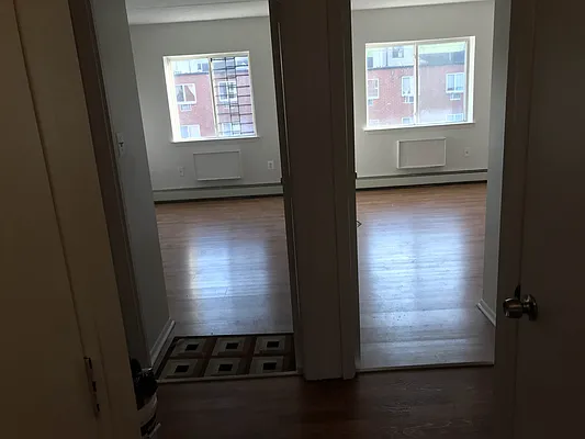 Rented by PLUSH REALTY Inc | media 5