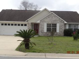 7369 Westminster Dr, Navarre, FL 32566