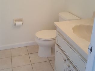 1235 N Shore Rd APT 1A, Revere, MA 02151