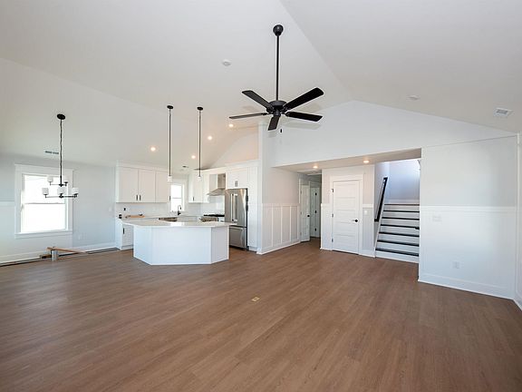 4th image of 3421 Haven Ave Unit B-2
