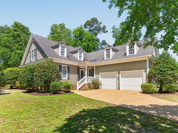 4 Inkberry Ct, Cape Charles, VA 23310