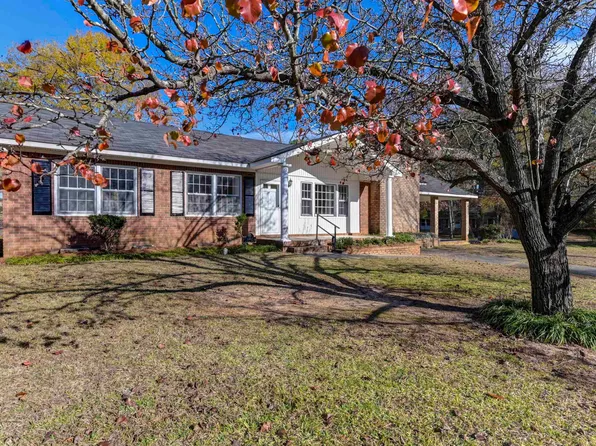 5802 McMillan Cir, Columbia, SC 29212