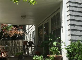 4806 Jarboe St, Kansas City, MO 64112
