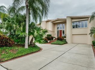 18 Winston Dr, Belleair, FL 33756