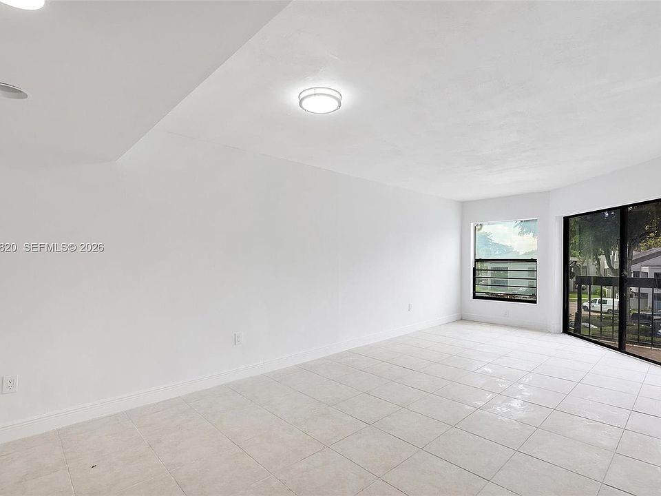 1st image of 13255 SW 88th Ln APT 302